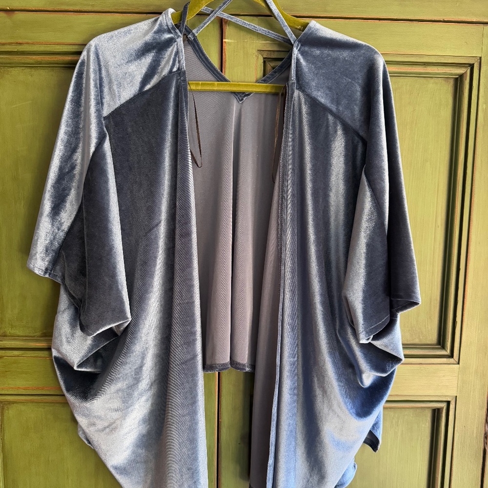 Angie Velvet Kimono blue